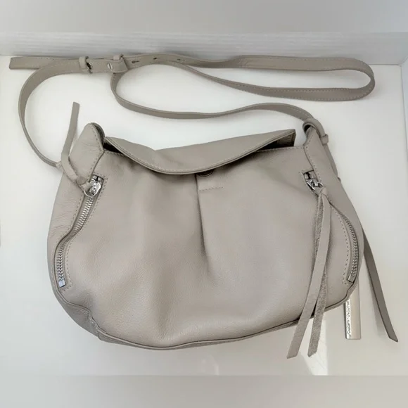 VINCE CAMUTO Corla Leather Elegant Cream Crossbody/Shoulder Bag Various Zippers - Picture 11 of 11